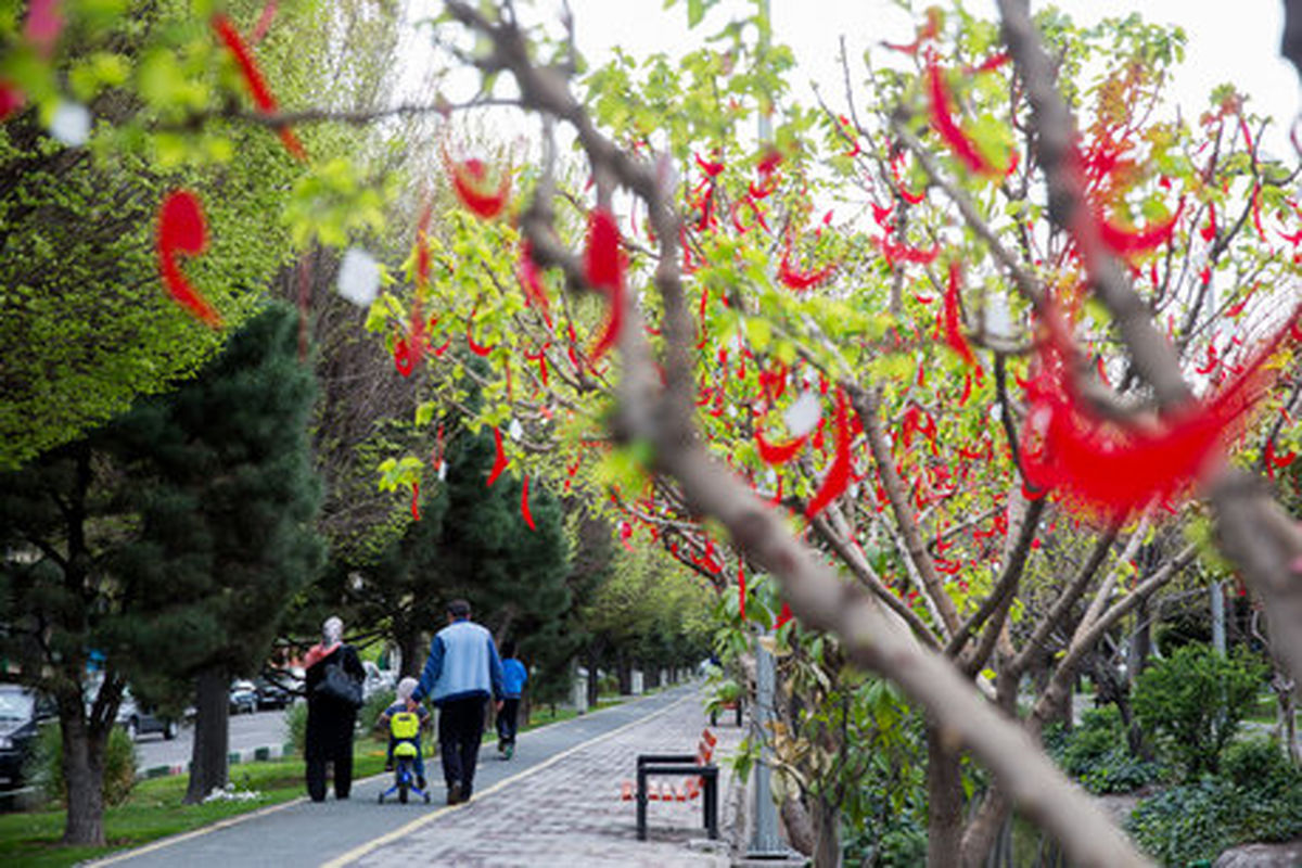 شهرداری تهران با بهره گیری از اتوبوس‌های دو طبقه گردشگری به استقبال از بهار می‌رود